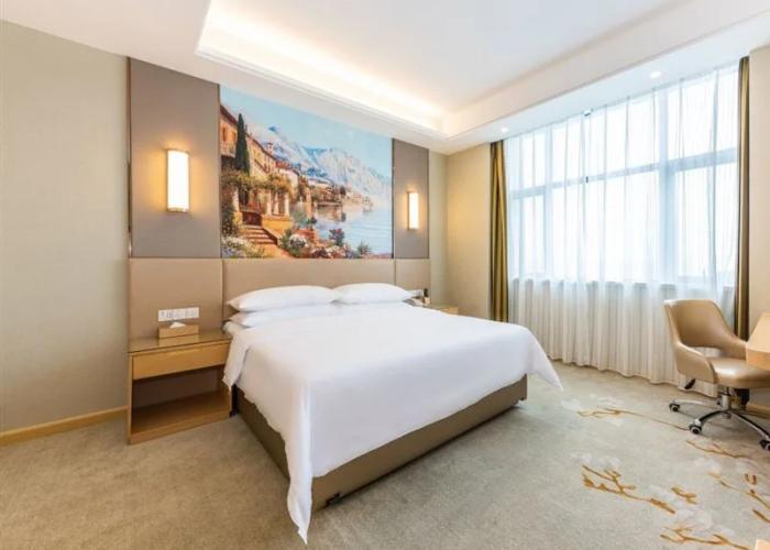 Vienna International Hotel (Wuhan Wangjiawan Tieqiao Square)