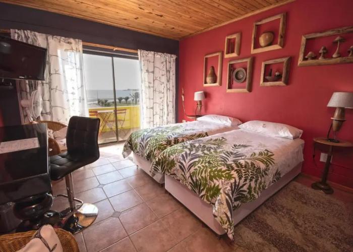 Lagoon Lodge