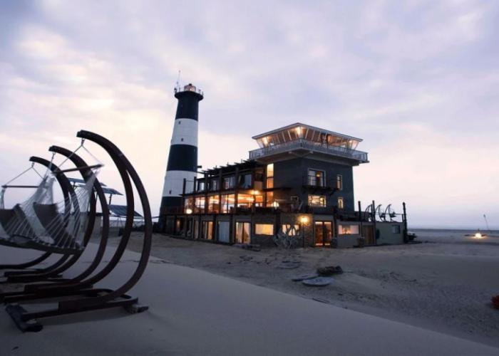 Pelican Point Lodge