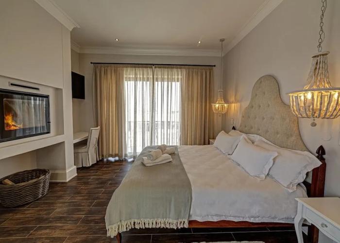 Lagoon Suites Boutique Hotel