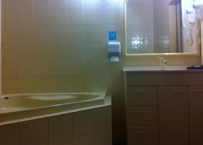 Westland Hotel Motel