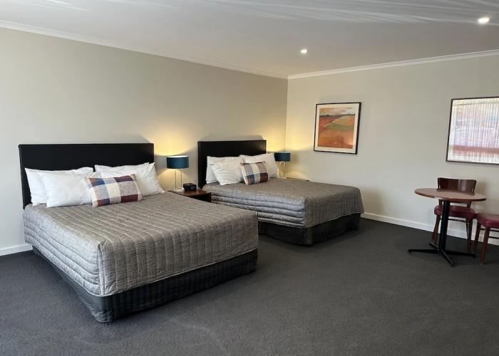 Westland Hotel Motel