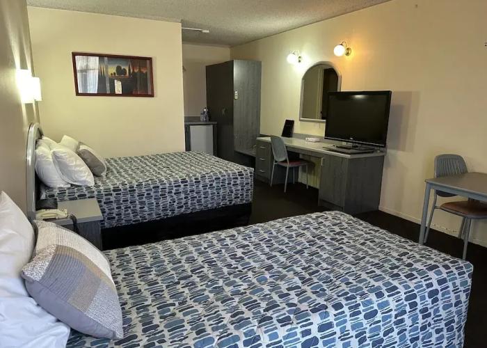 Westland Hotel Motel