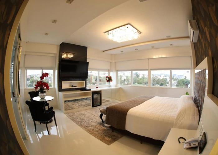 Holiday & Business Hotel - Ao lado do Centro de Eventos e Arena Conda