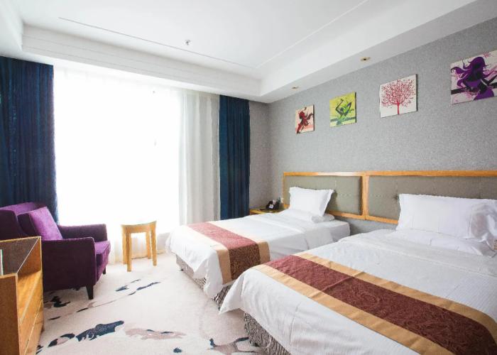 Xiangyang Hechi Shang Pin Hotel