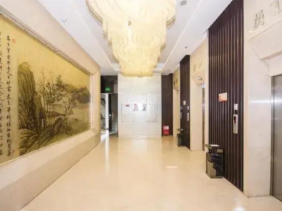 Celebrity Hotel