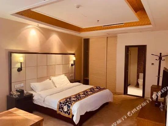 Ripple Hotel (Nanzhang Jinzhang Avenue)