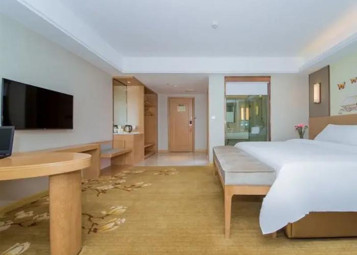Vienna International Hotel (Xinwuzhong, Dengcheng Avenue, Xiangyang)