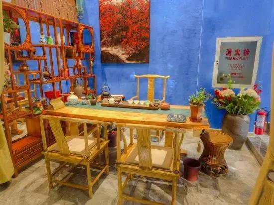Huajiantang Guesthouse