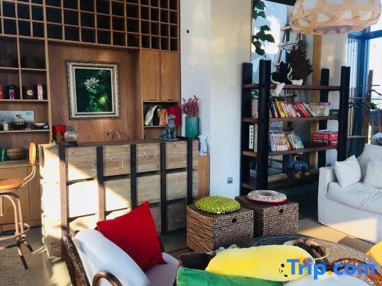 Shuicai Shenghuo Jiaoye Hostel