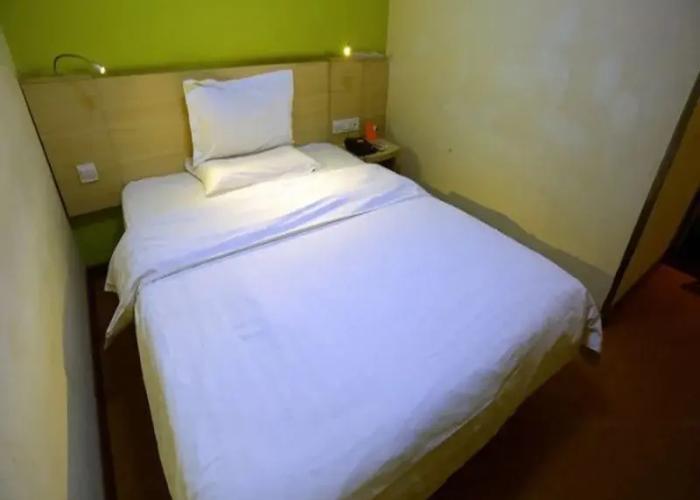 7 Days Inn Xichang Hangtian Avenue Jixiang Road Branch