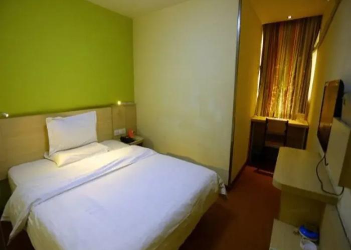 7 Days Inn Xichang Hangtian Avenue Jixiang Road Branch