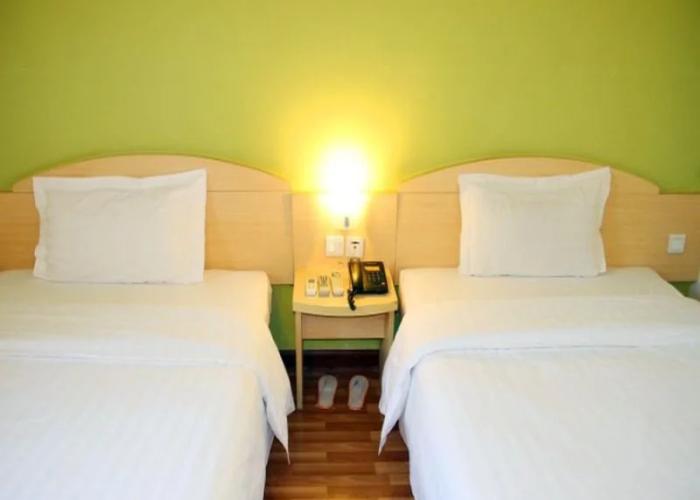 7 Days Inn Xichang Hangtian Avenue Jixiang Road Branch