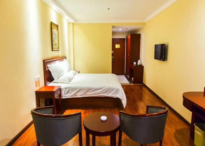 GreenTree Inn Xuzhou High Speed Railway Zhanqian Square Hotel