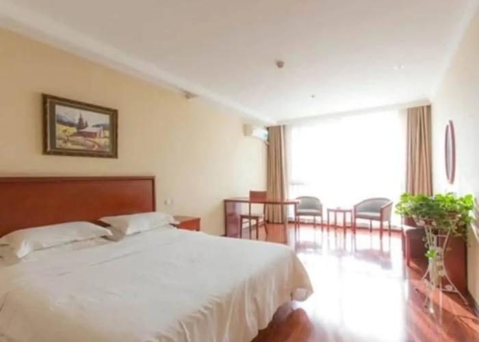 GreenTree Inn Xuzhou High Speed Railway Zhanqian Square Hotel