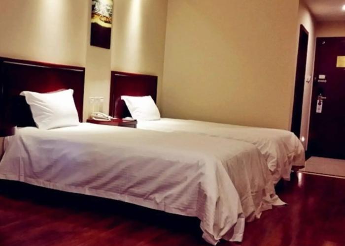 GreenTree Inn Xuzhou High Speed Railway Zhanqian Square Hotel