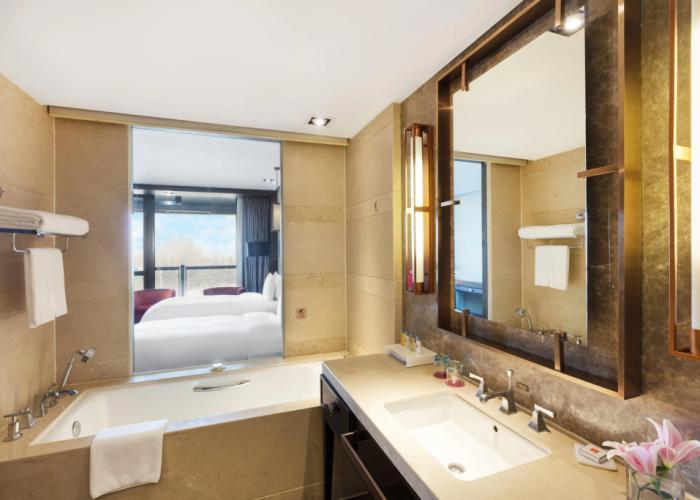 Crowne Plaza Xuzhou Dalong Lake by IHG