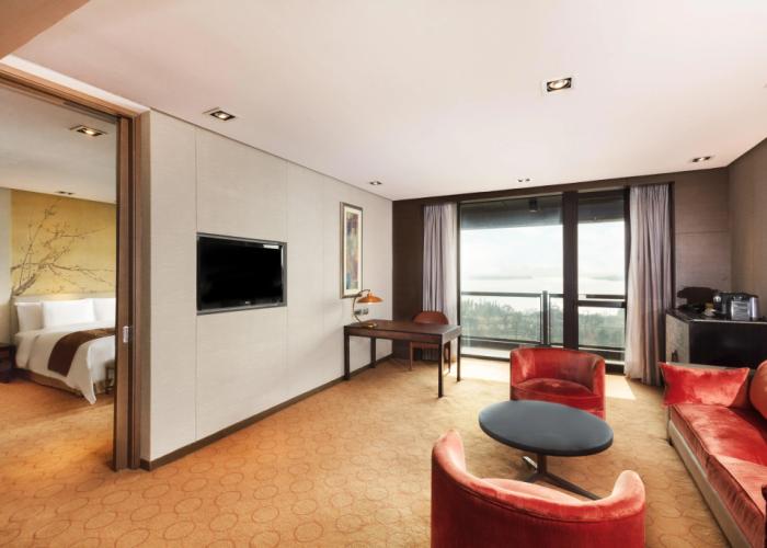 Crowne Plaza Xuzhou Dalong Lake by IHG