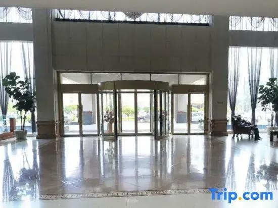 Ruifeng International Hotel （Southwest Gate）
