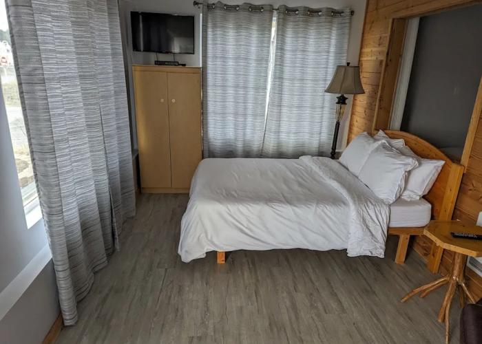 Gordie's Inn & Suites