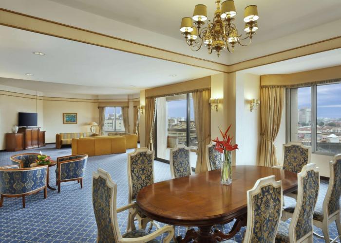 Hilton Yaounde