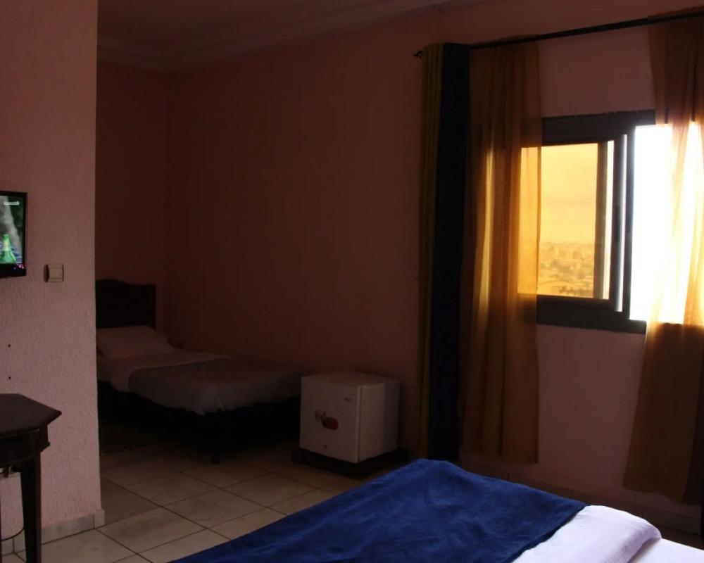 фото Prestige Hotel