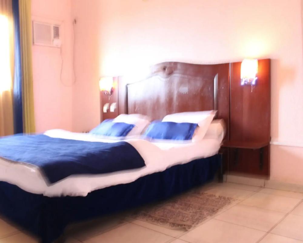 фото Prestige Hotel