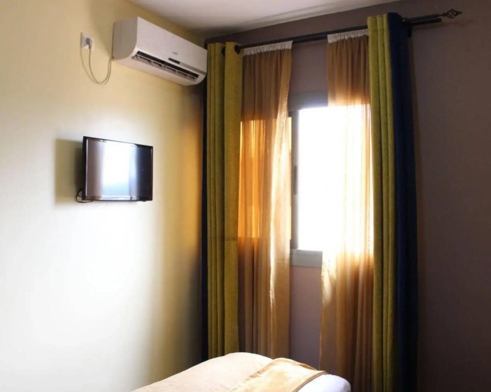 фото Prestige Hotel