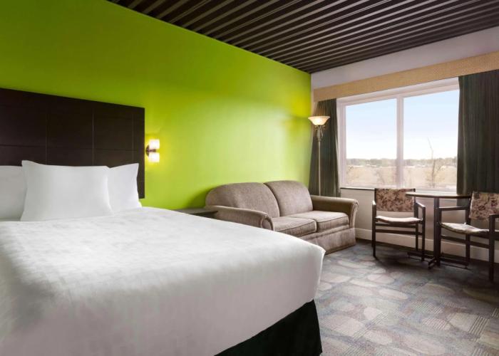Travelodge by Wyndham Baie-Comeau