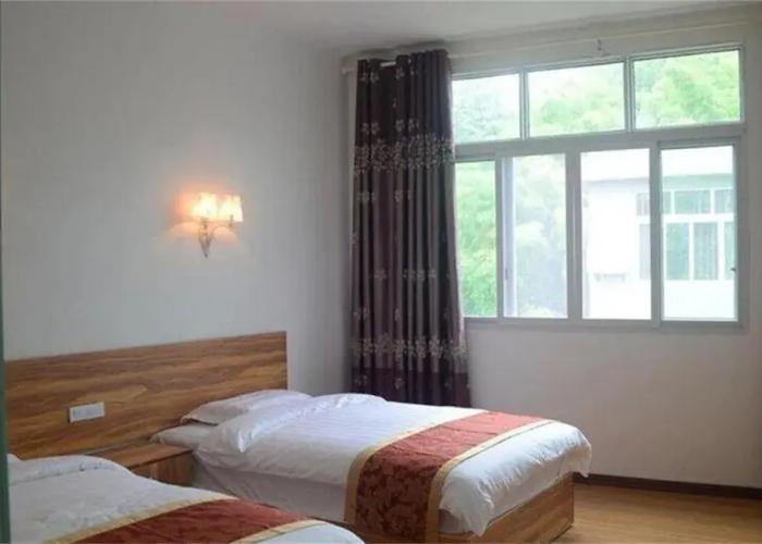 Mountain Bowang Natural Holiday Hotel