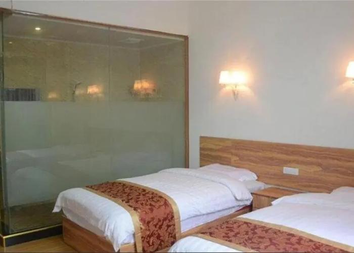 Mountain Bowang Natural Holiday Hotel