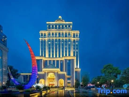 Yibin Nanxi Juyang Hotel