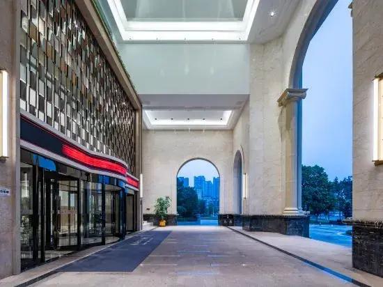 Yibin Nanxi Juyang Hotel