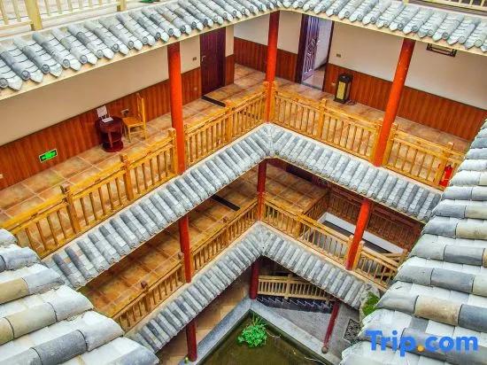 Chen's Courtyard Peninsula Courtyard Hotel