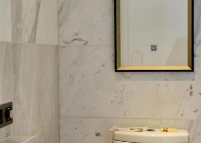 Yibin Celebrity City Hotel