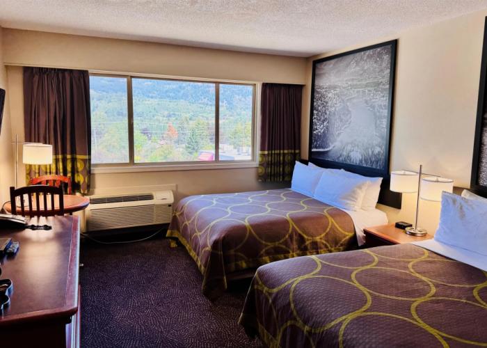 Super 8 by Wyndham Castlegar BC