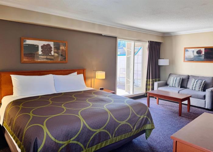 Super 8 by Wyndham Castlegar BC
