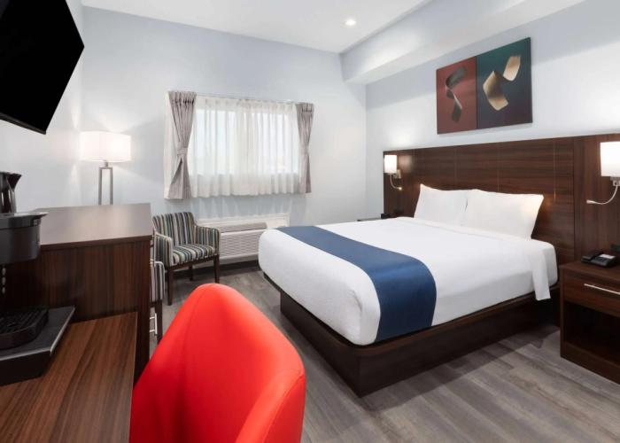 Travelodge by Wyndham Cochrane