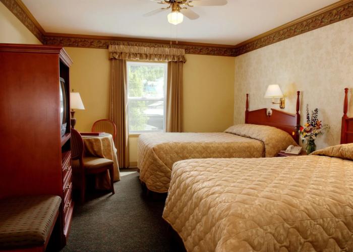 Holland America Dawson City Inn