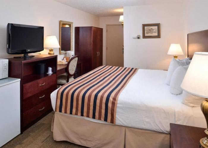 The Downtown, a Coast Hotel