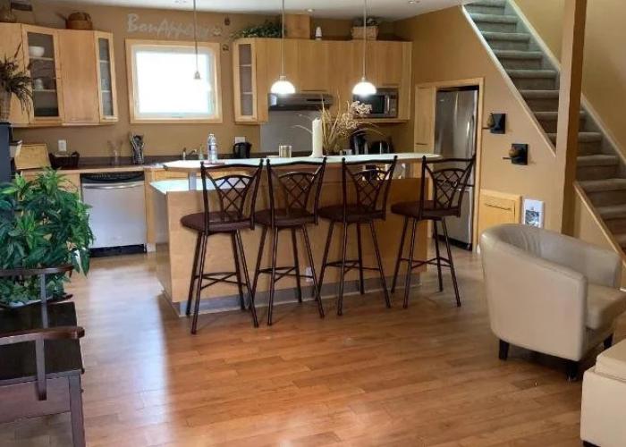 Dauphin Inn Express