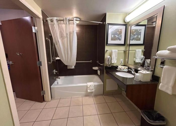 Hotel Dawson Creek, SureStay Collection by Best Western