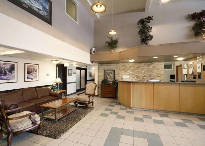 Super 8 by Wyndham Dawson Creek