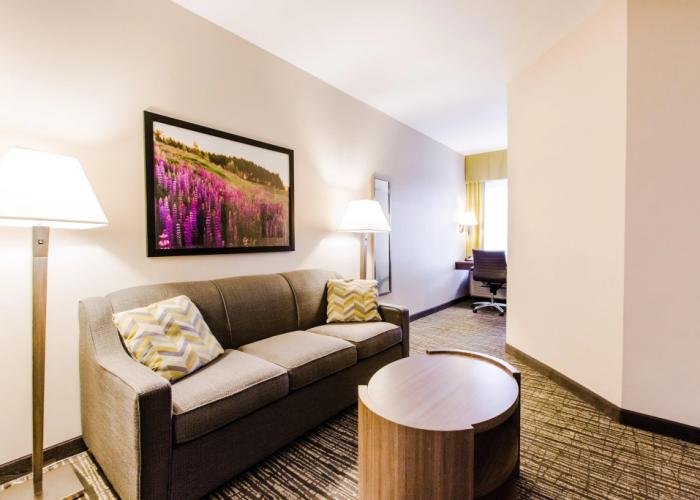 Candlewood Suites West Edmonton - Mall Area by IHG