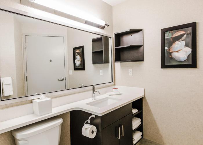 Candlewood Suites West Edmonton - Mall Area by IHG