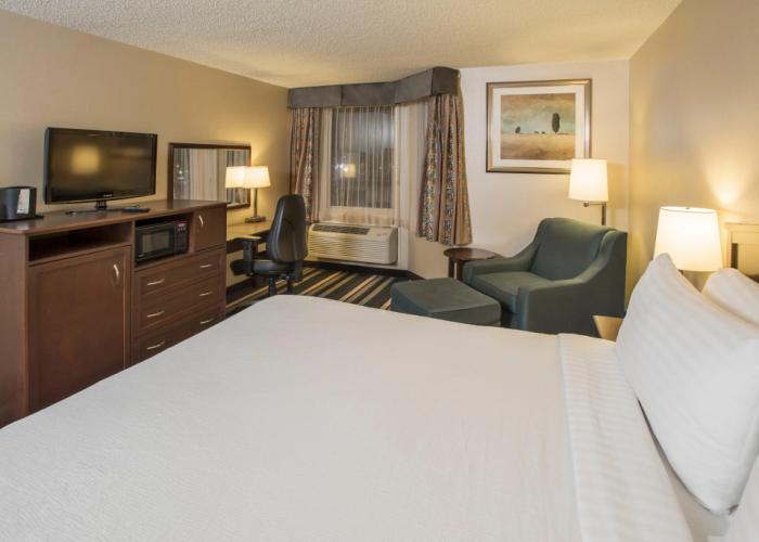 Holiday Inn Conference Center Edmonton South by IHG