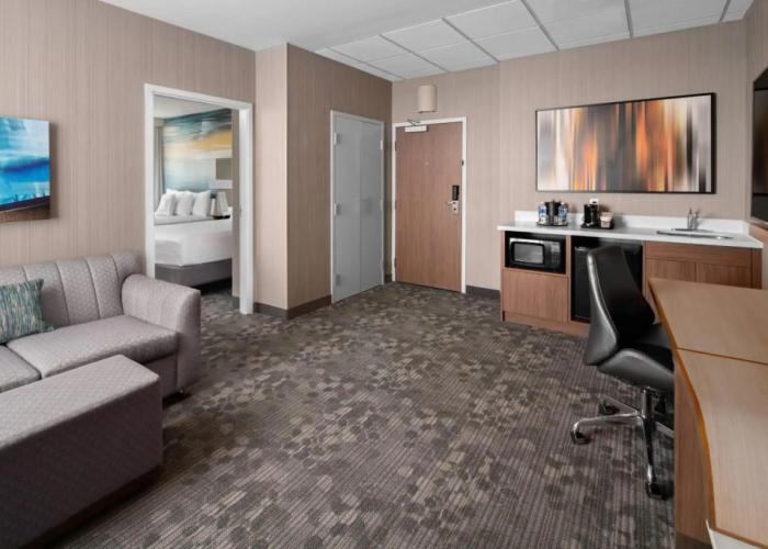Courtyard by Marriott Edmonton Downtown