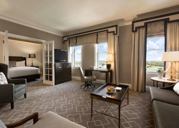 Fairmont Hotel Macdonald