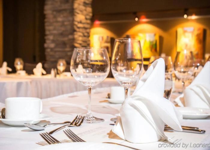 Sawridge Inn & Conference Centre Edmonton South