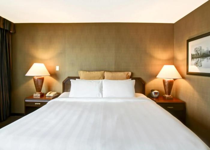 Chateau Lacombe Hotel